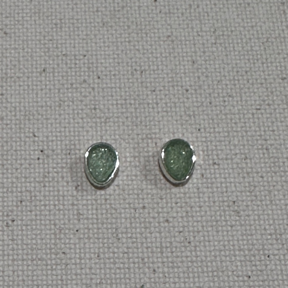 Elegant Green Stud Earrings